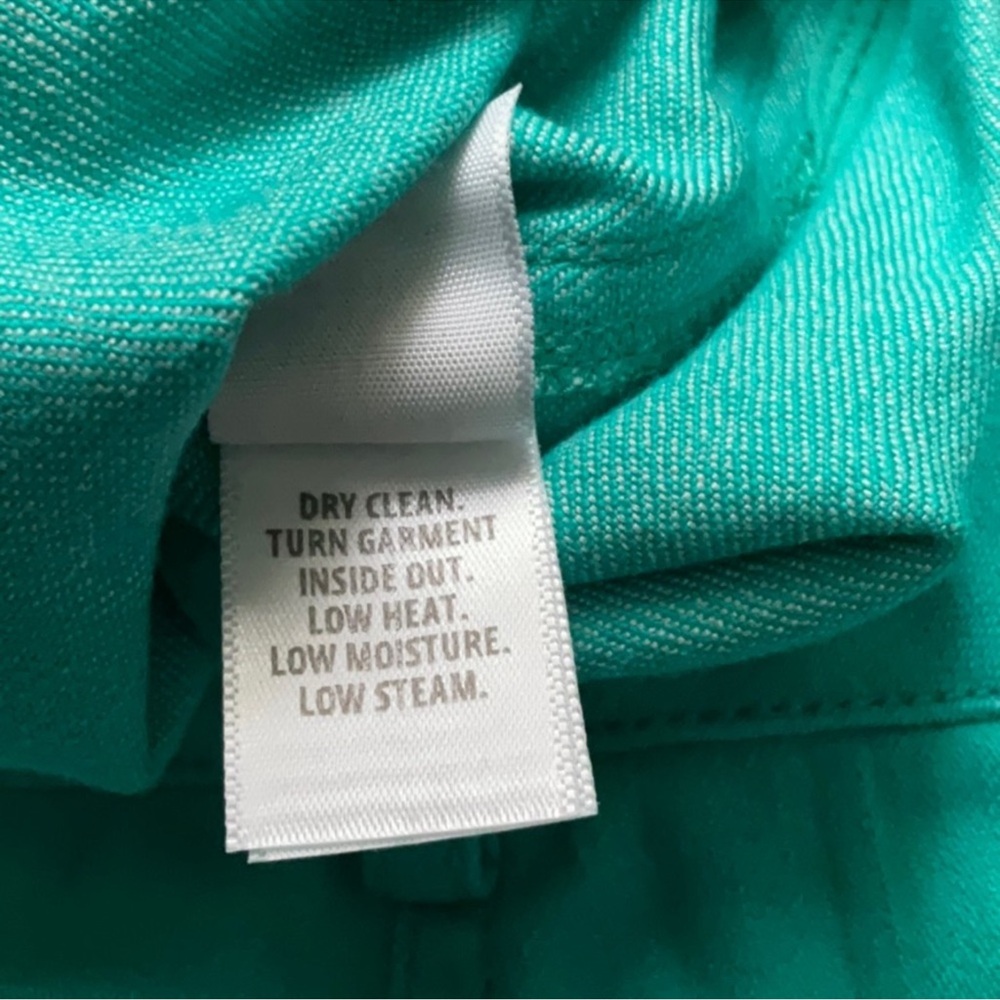 St. John green crop pants, EUC, wore once! - Picture 9 of 9